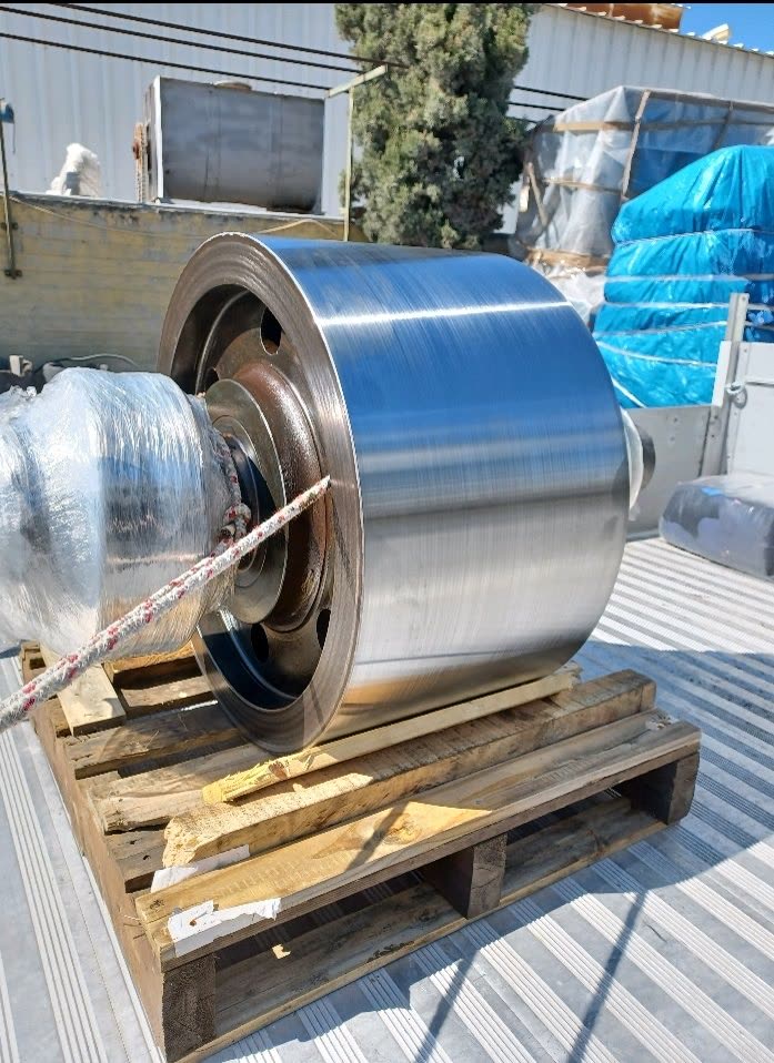 Large machined cylinder — centrifugal casting