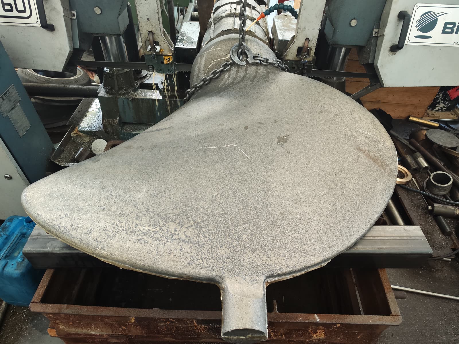Cast propeller blade